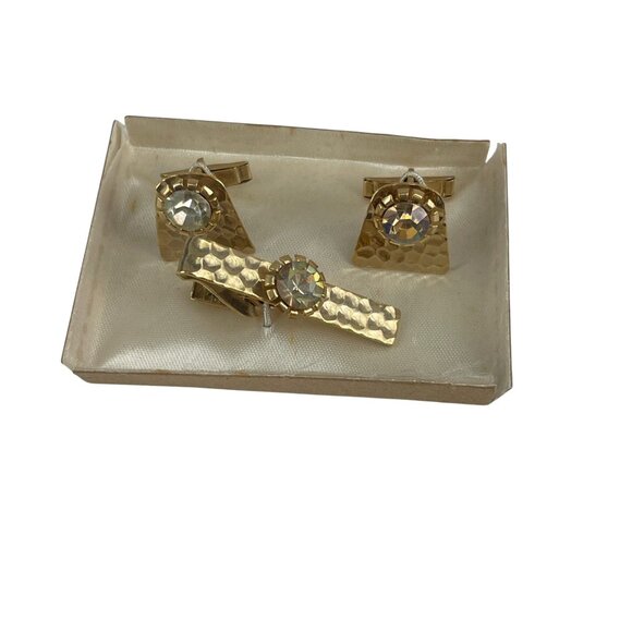 Vintage 1950s Gold-Tone Hammered Cufflinks & Tie Clip Set Sparkling Rhinestones - Picture 1 of 7